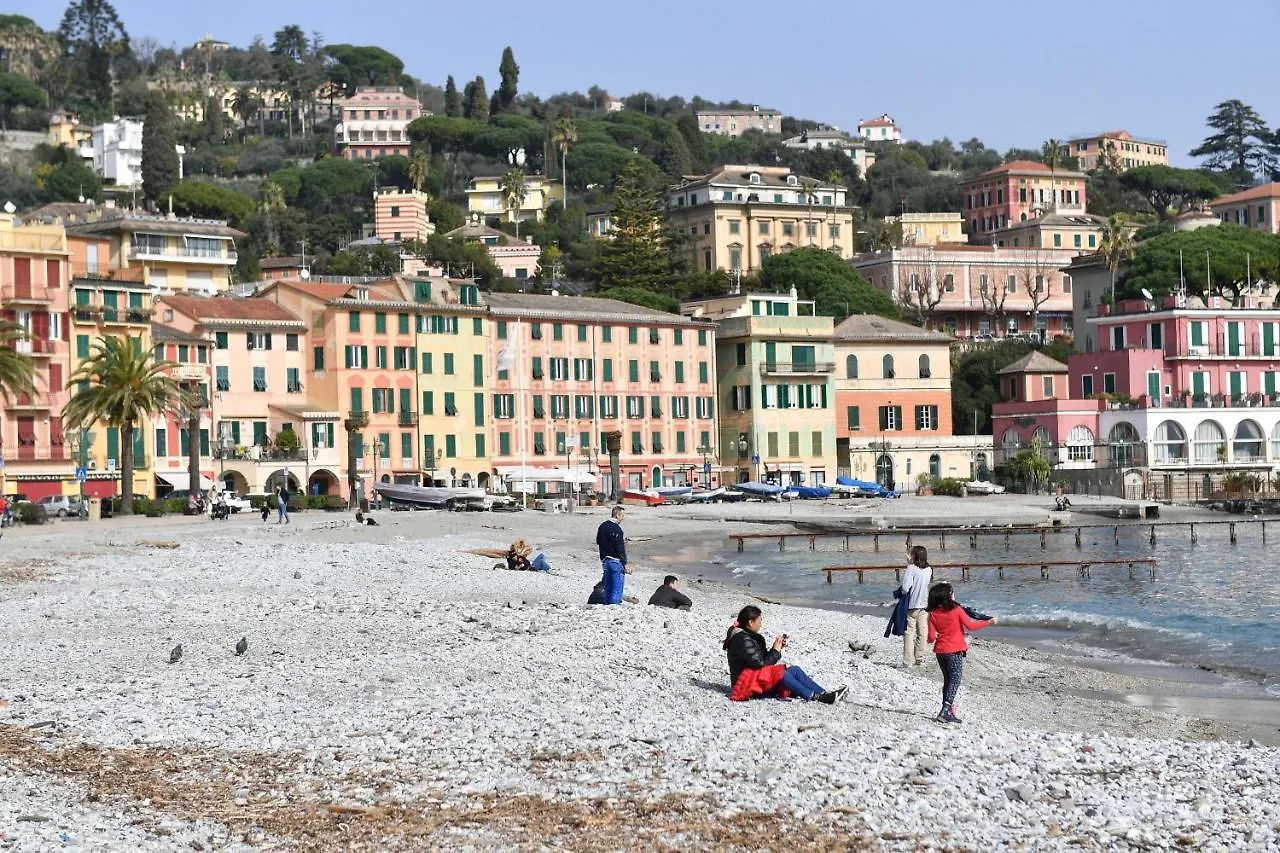 Una Finestra Su Villa Durazzo By Wonderful Italy Santa Margherita Ligure İtalya